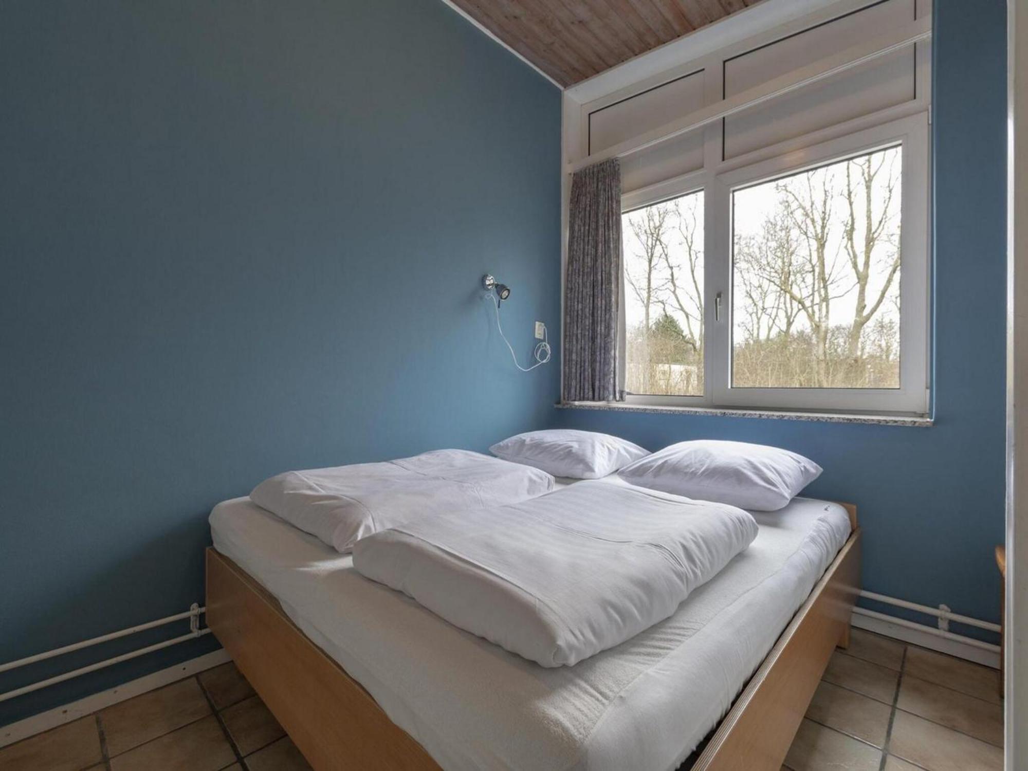 Stylish Beachside Bungalow With Patio Sint Maartensvlotbrug Kültér fotó