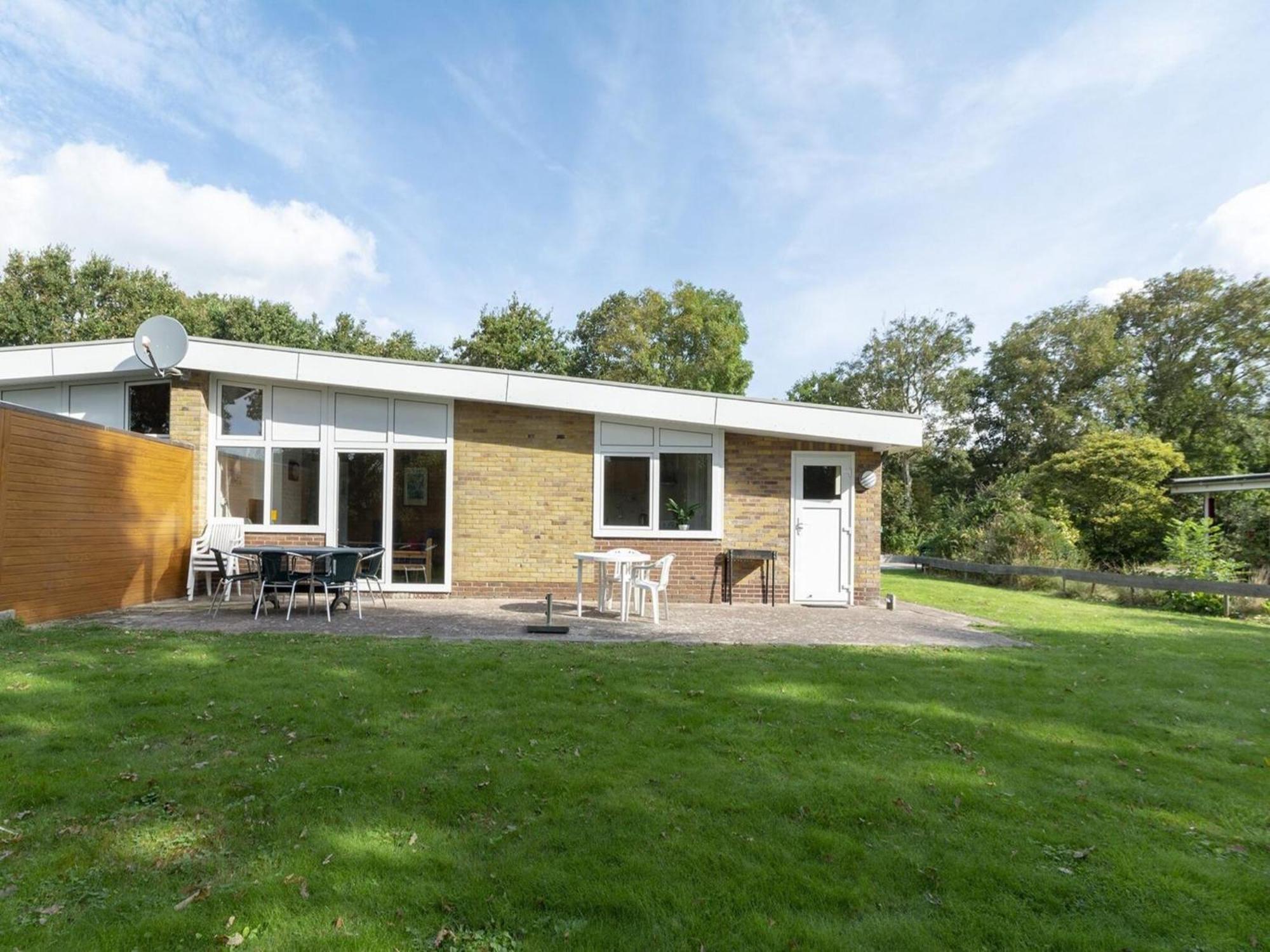 Stylish Beachside Bungalow With Patio Sint Maartensvlotbrug Kültér fotó