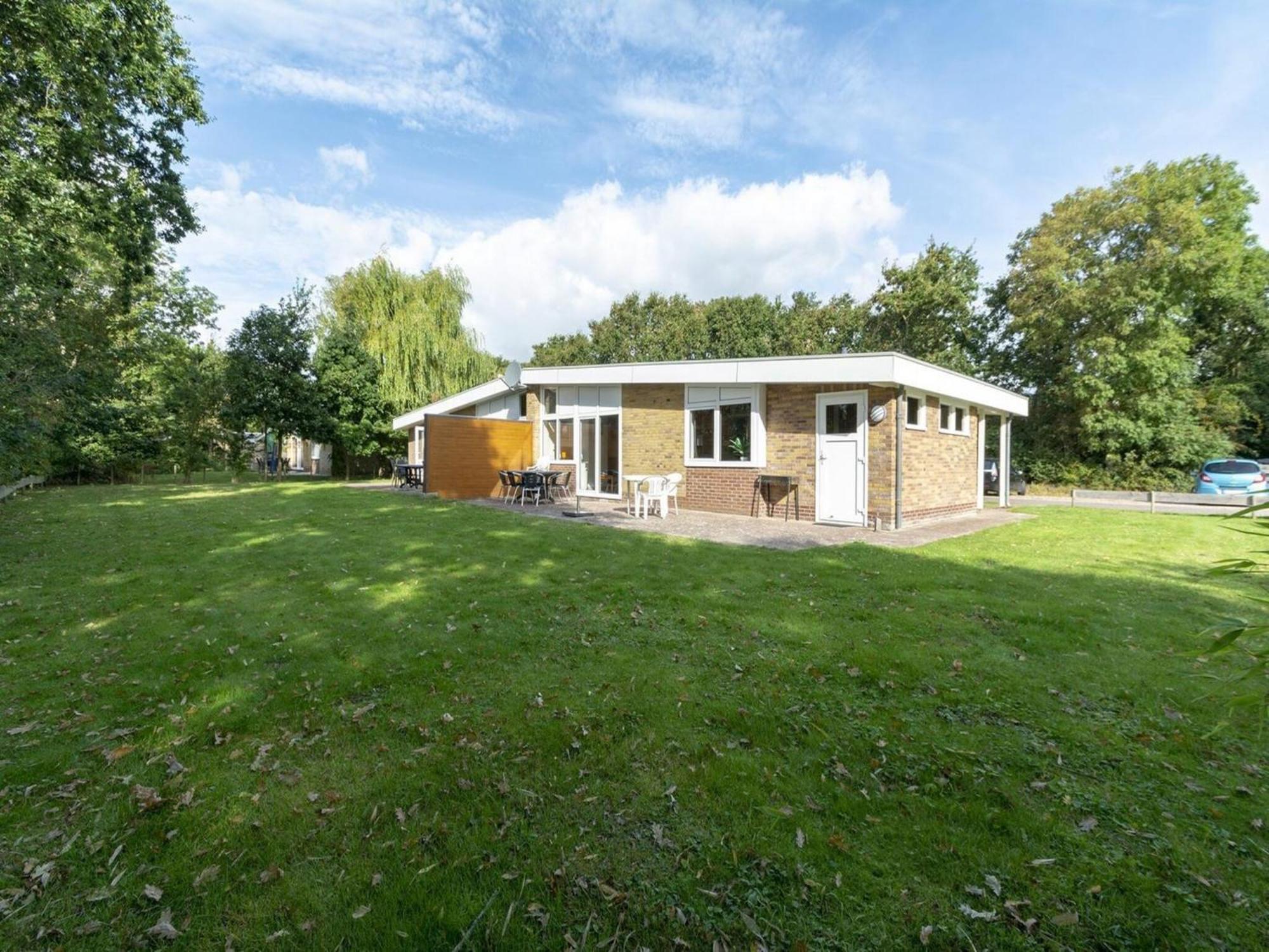 Stylish Beachside Bungalow With Patio Sint Maartensvlotbrug Kültér fotó