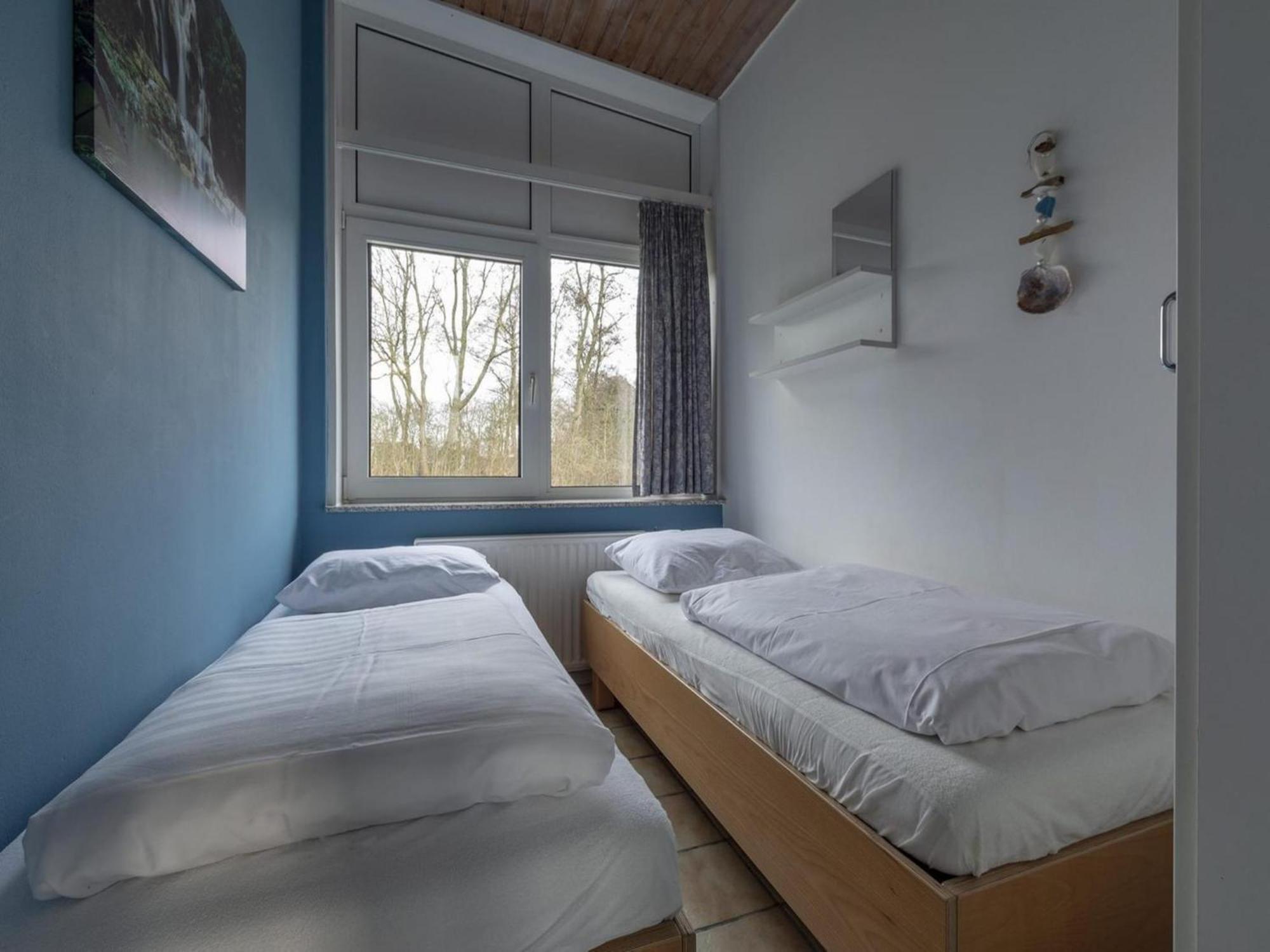 Stylish Beachside Bungalow With Patio Sint Maartensvlotbrug Kültér fotó